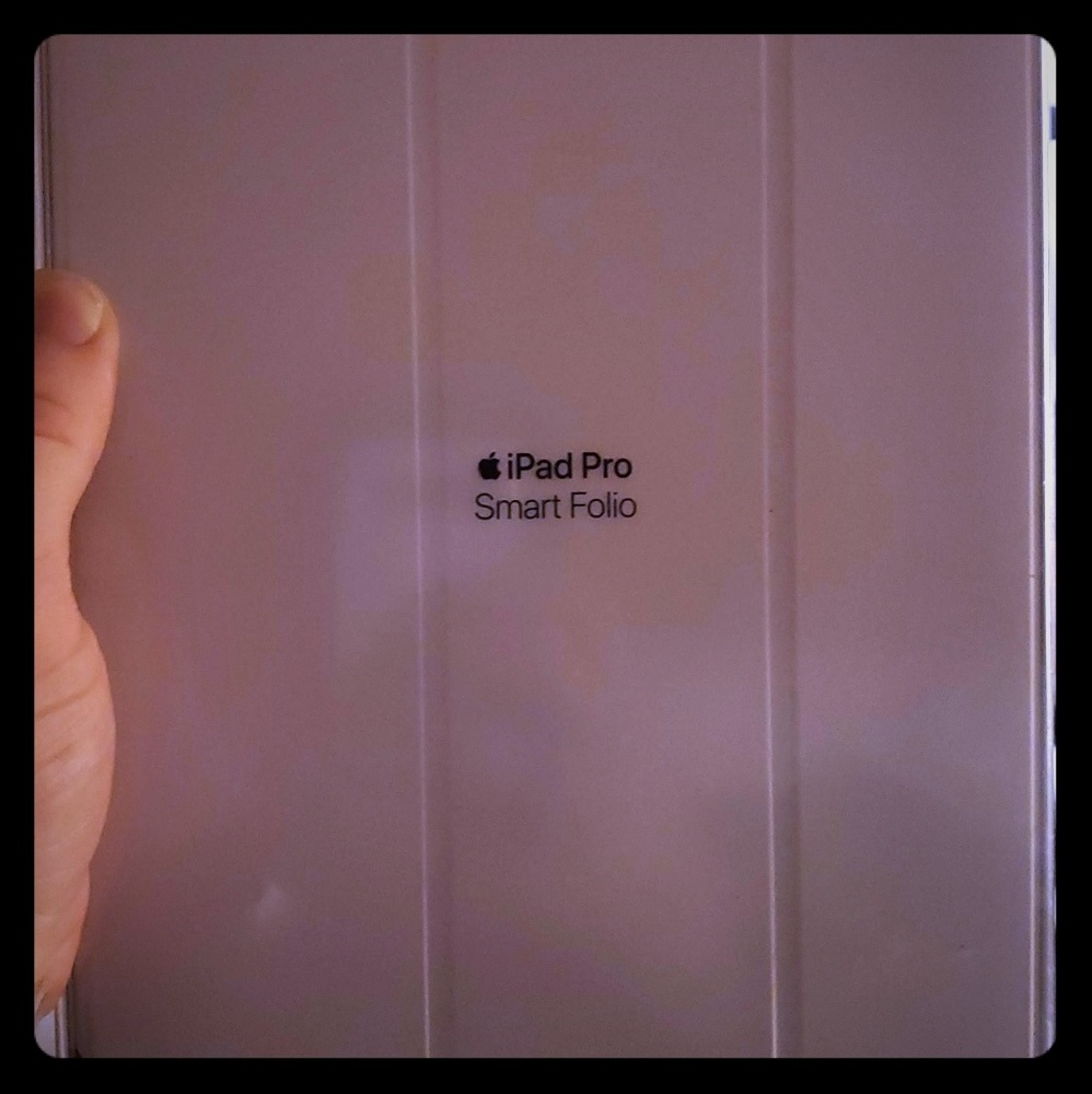 IPad Pro Smartfolio white suede case 10.5"